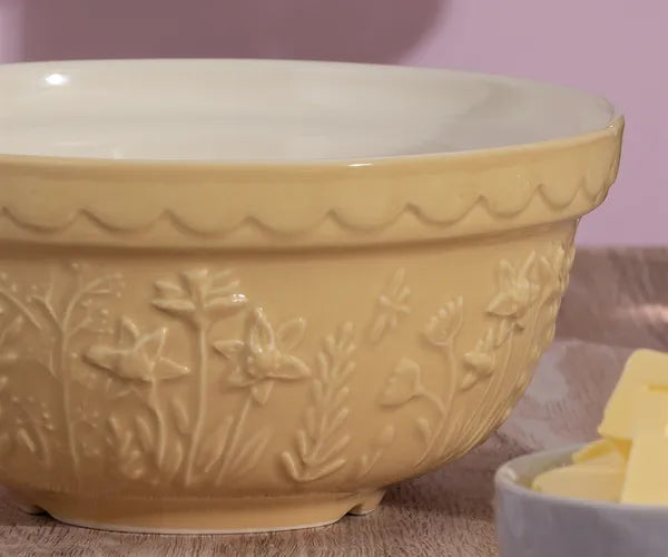Mason Cash In The Meadow Daffodil Mixing Bowl | 8.25" | 21cm