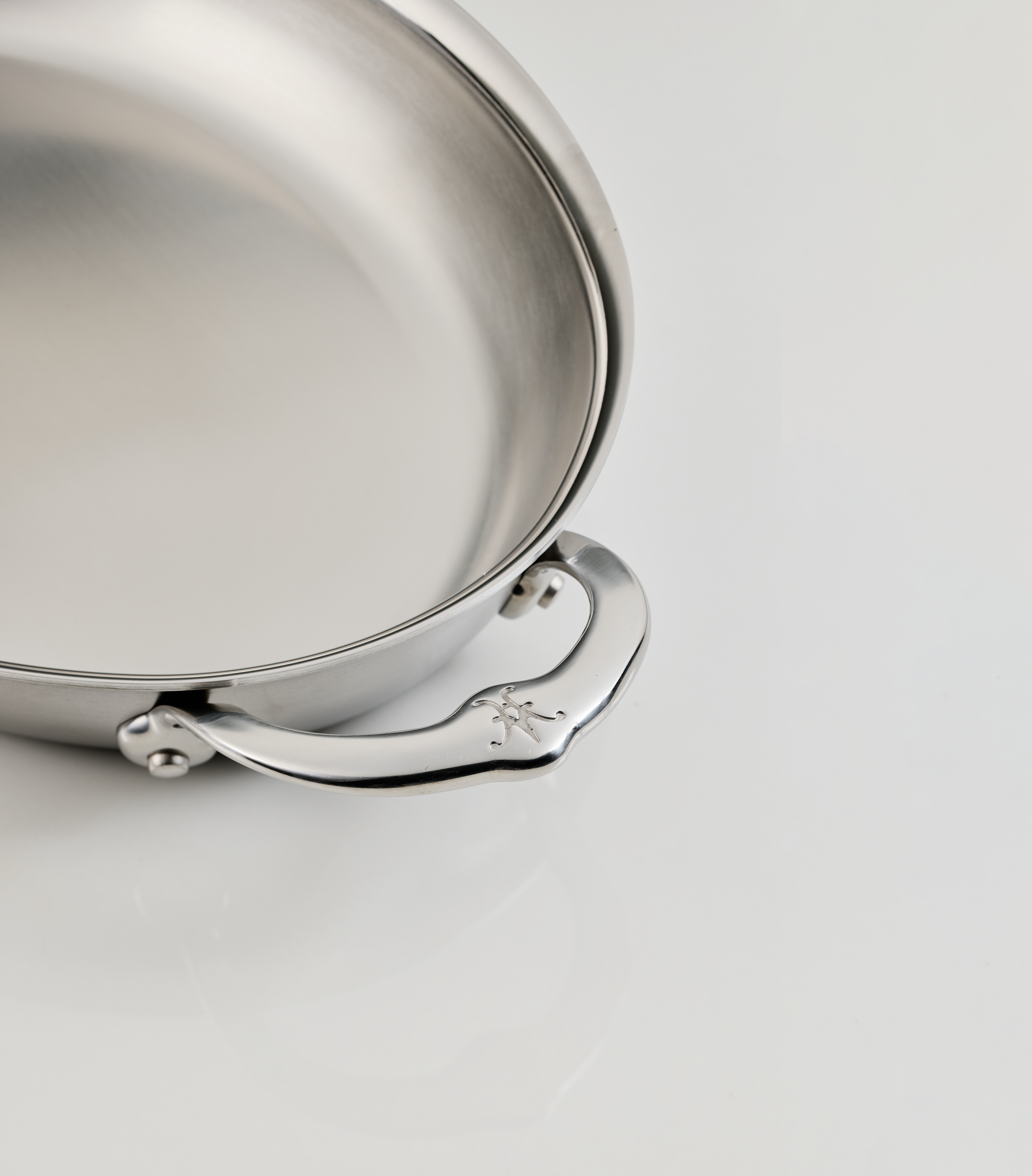 Hestan Provisions 2Qt Med Oval Au Gratin