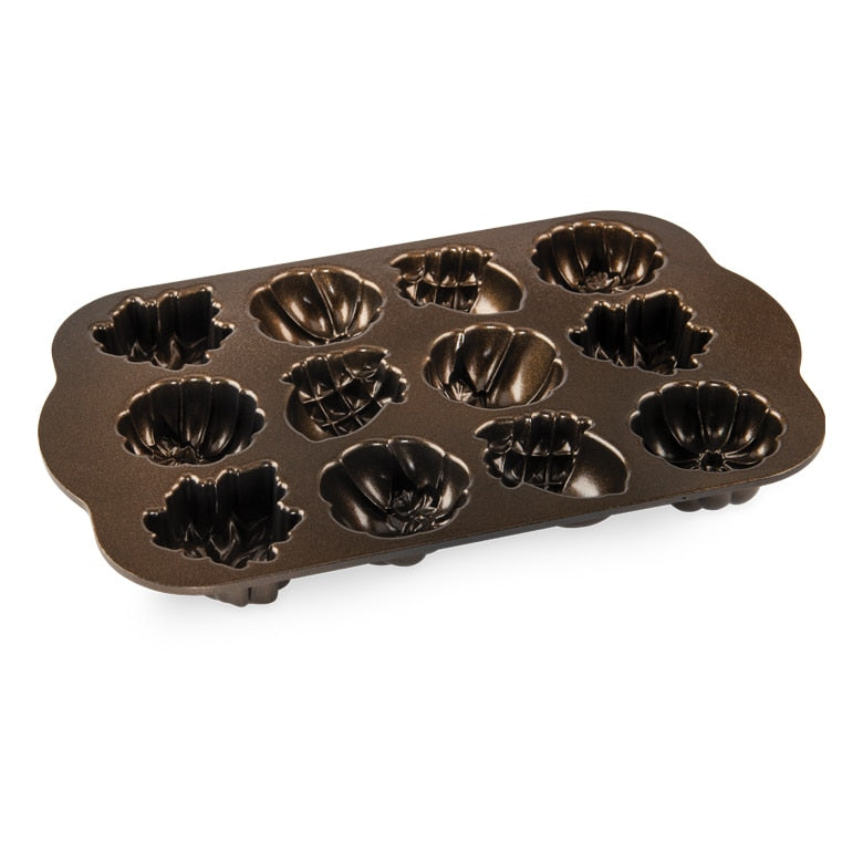 Nordic Ware Autumn Delights Cakelet Pan: A Harvest Celebration in Every Bite