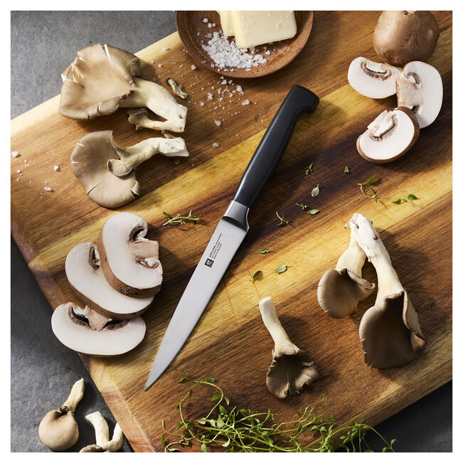 Zwilling Four Star Utility Knife | 5 Inch