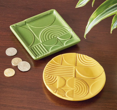 Knoll Square Trinket Dish – Sculptural Modern Earthenware