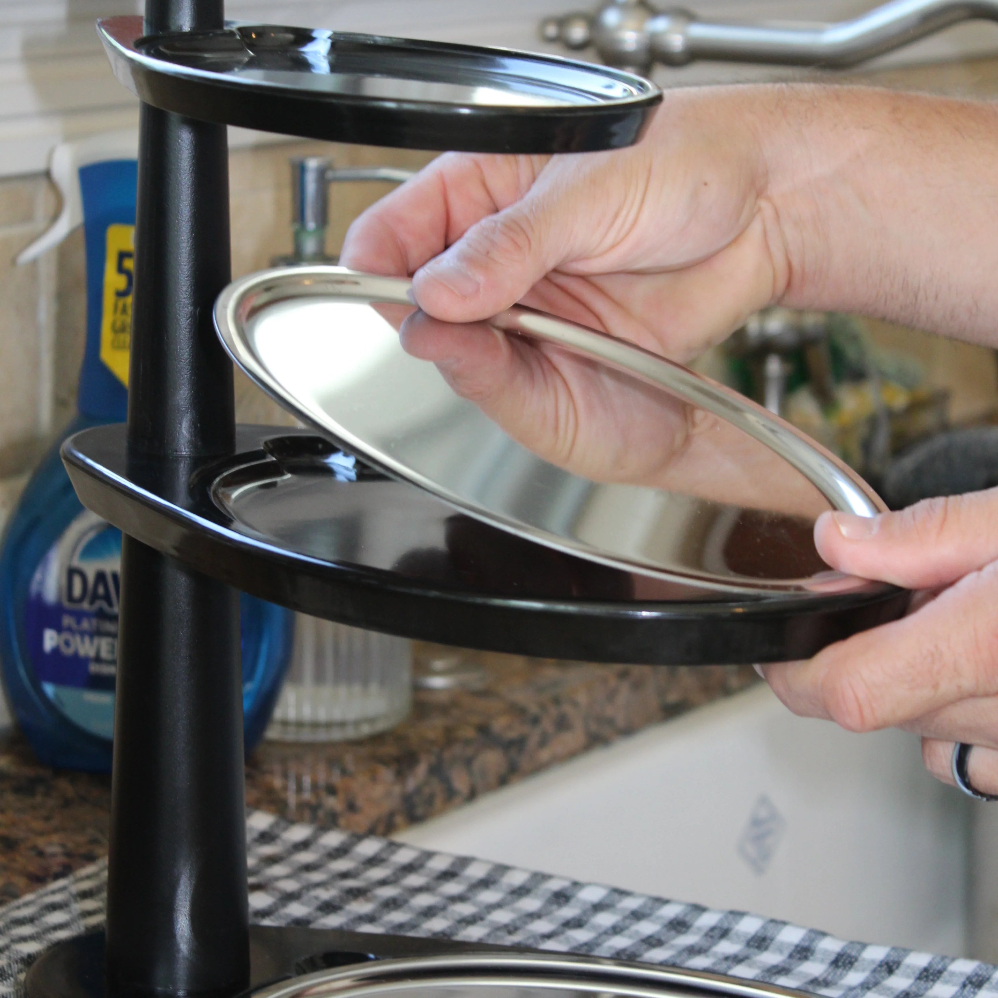 Totem Axis Black 3‑Tier Serving Stand