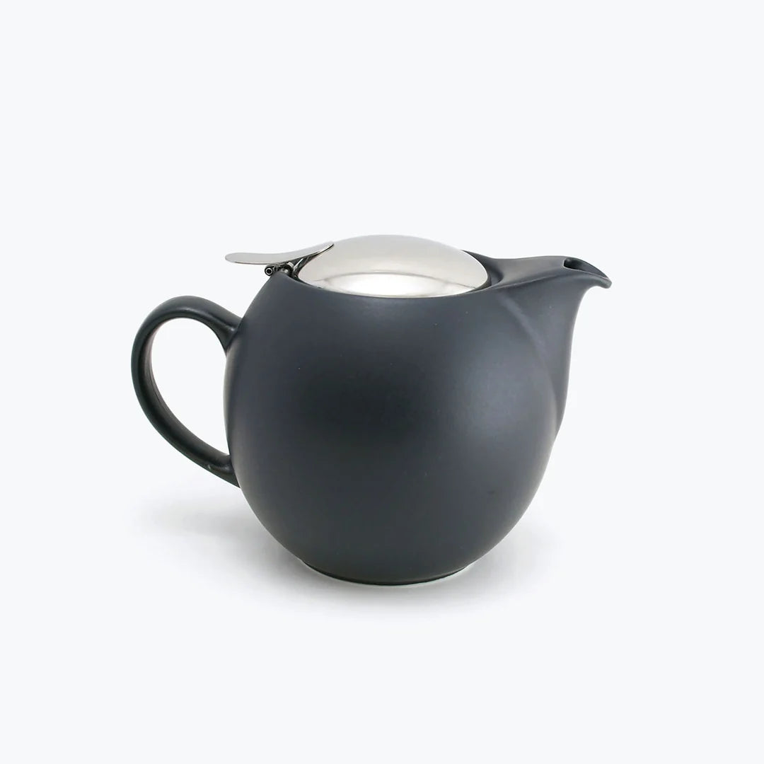ZERO JAPAN | Bee House Round Teapot for Two | 24 oz.